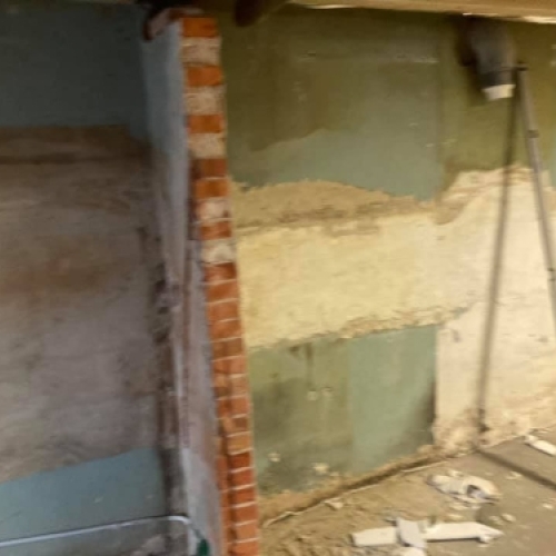 Kælderrenovering i Varde med afrensning af gammel murvæg
